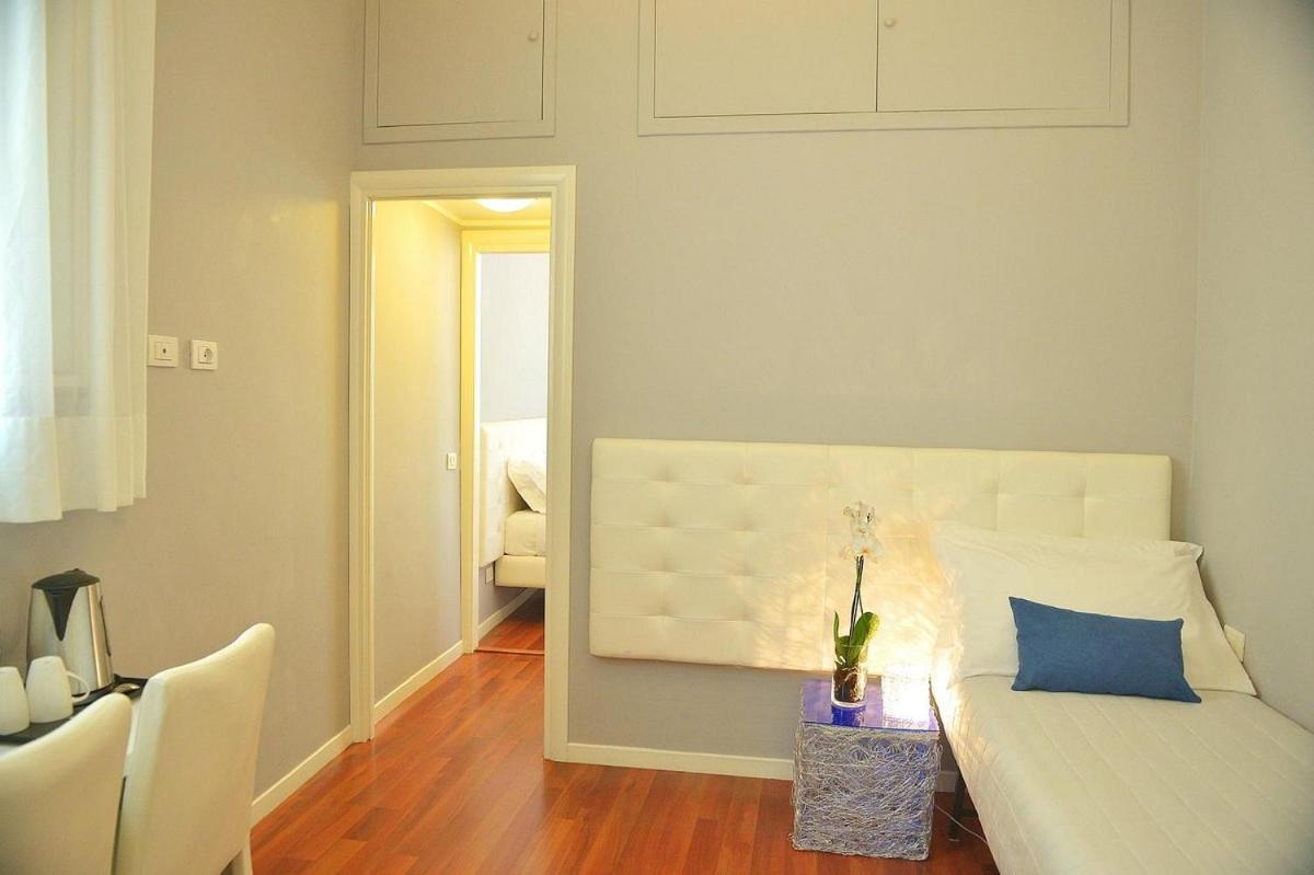 B-cool (adults Only) Bed and breakfast Roma